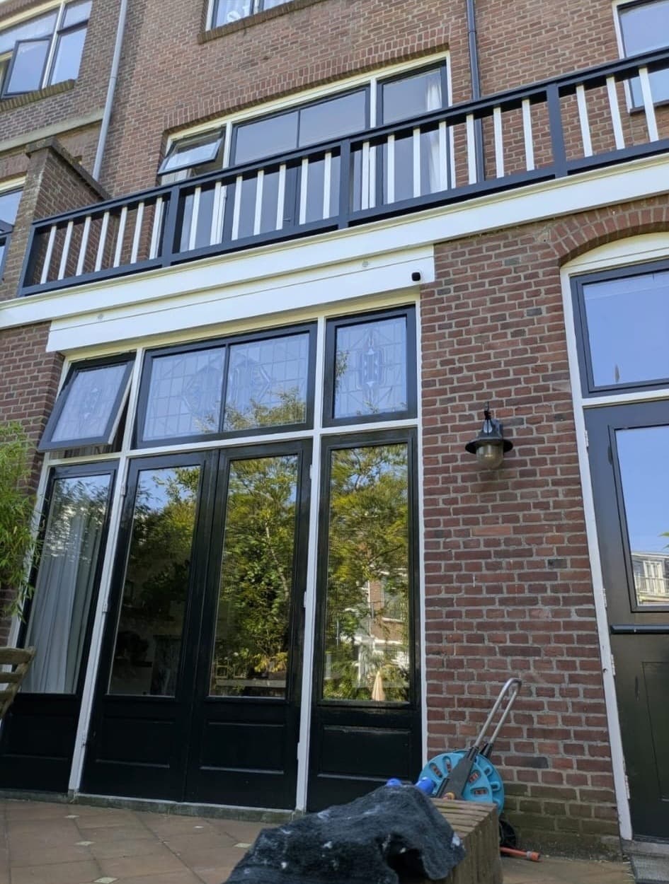 Gevelschilderwerk en afwerking